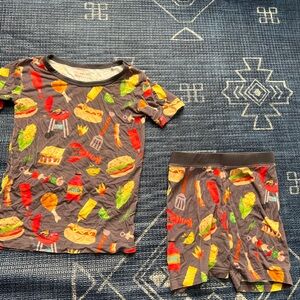 Little sleepies short set size 3T barbecue print